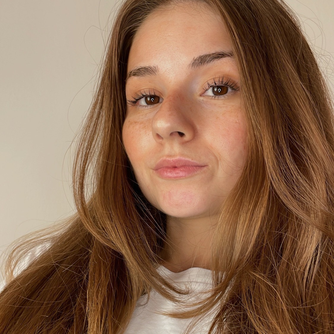 Мирела-BrandZilla.png